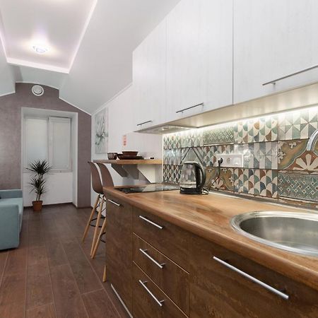 Suites On Chaikovskogo Odessa Exteriör bild