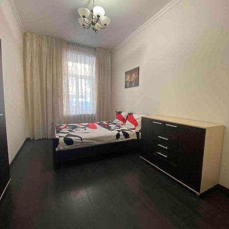 Suites On Chaikovskogo Odessa Exteriör bild