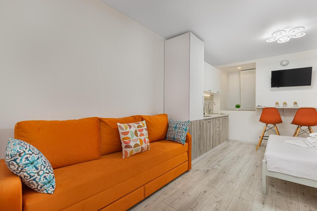 Suites On Chaikovskogo Odessa Exteriör bild