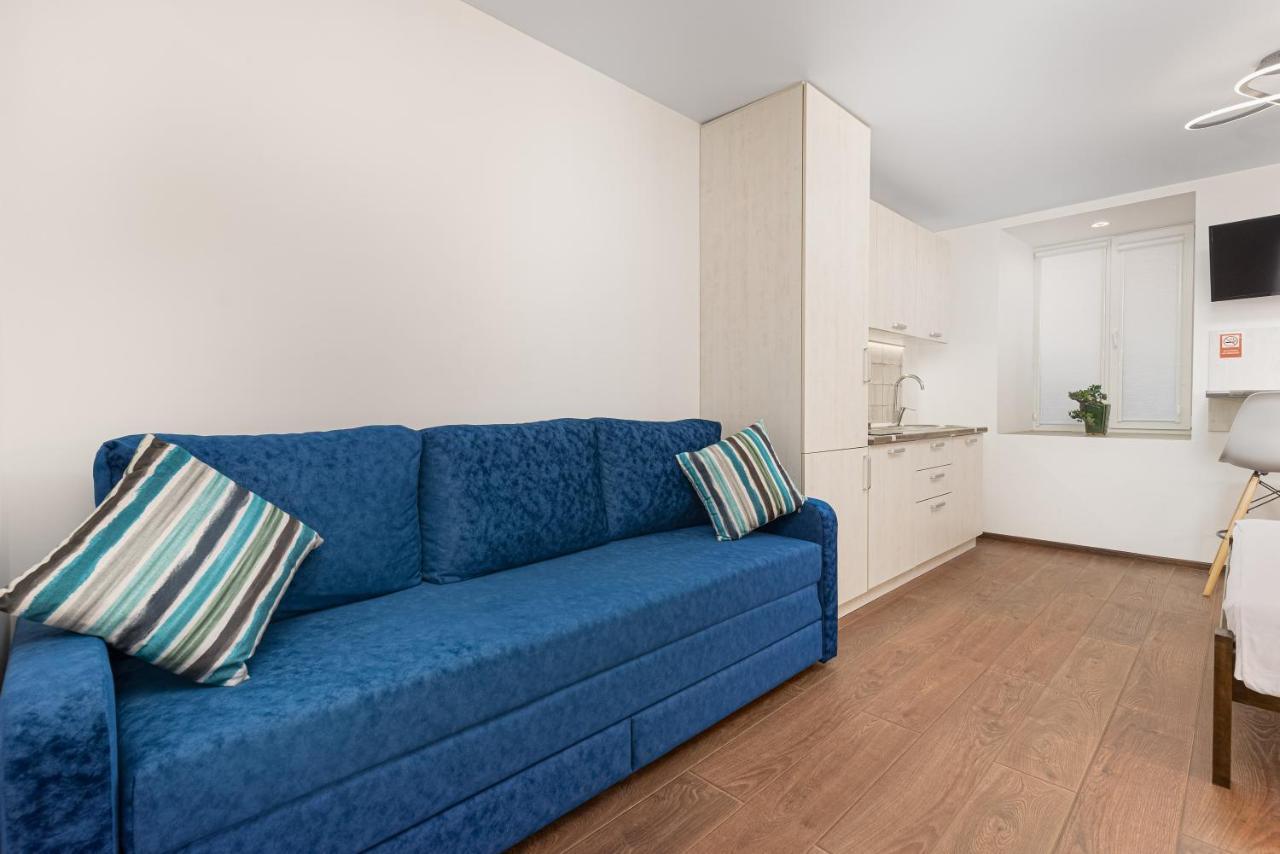 Suites On Chaikovskogo Odessa Exteriör bild