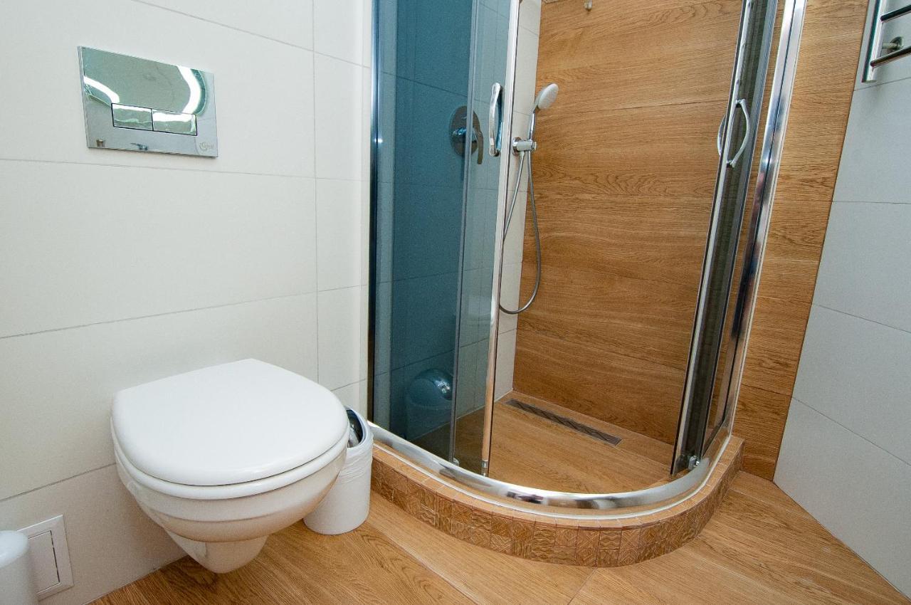 Suites On Chaikovskogo Odessa Exteriör bild