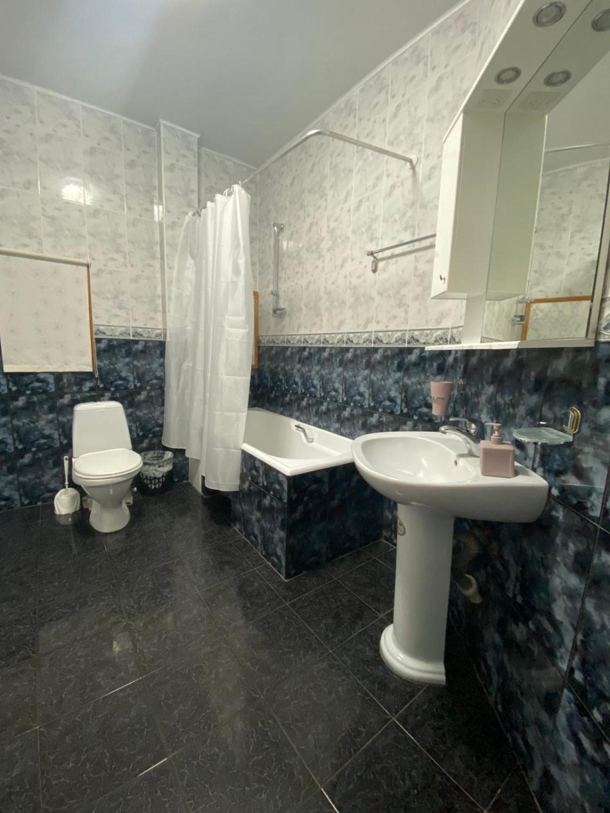 Suites On Chaikovskogo Odessa Exteriör bild